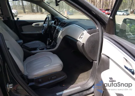 2010 Chevrolet Traverse Ltz from USA, damaged, VIN 1GNLVHED4AS131728